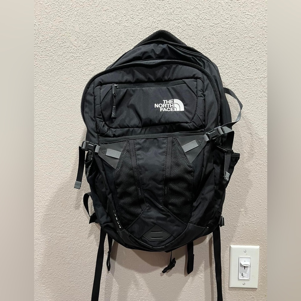 Like new EUC black north face backpack- used one time/ one day